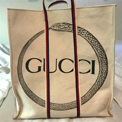 gucci ouroboros print tote